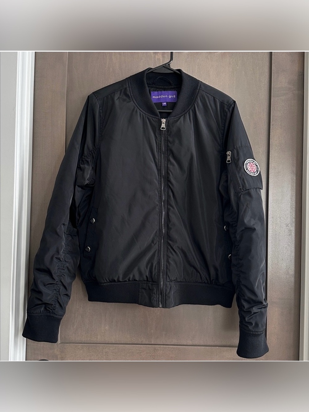 Madden Girl Women’s Black Bomber Jacket Size L
